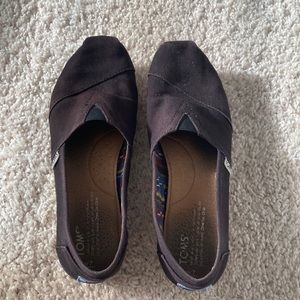 Toms, black slip on